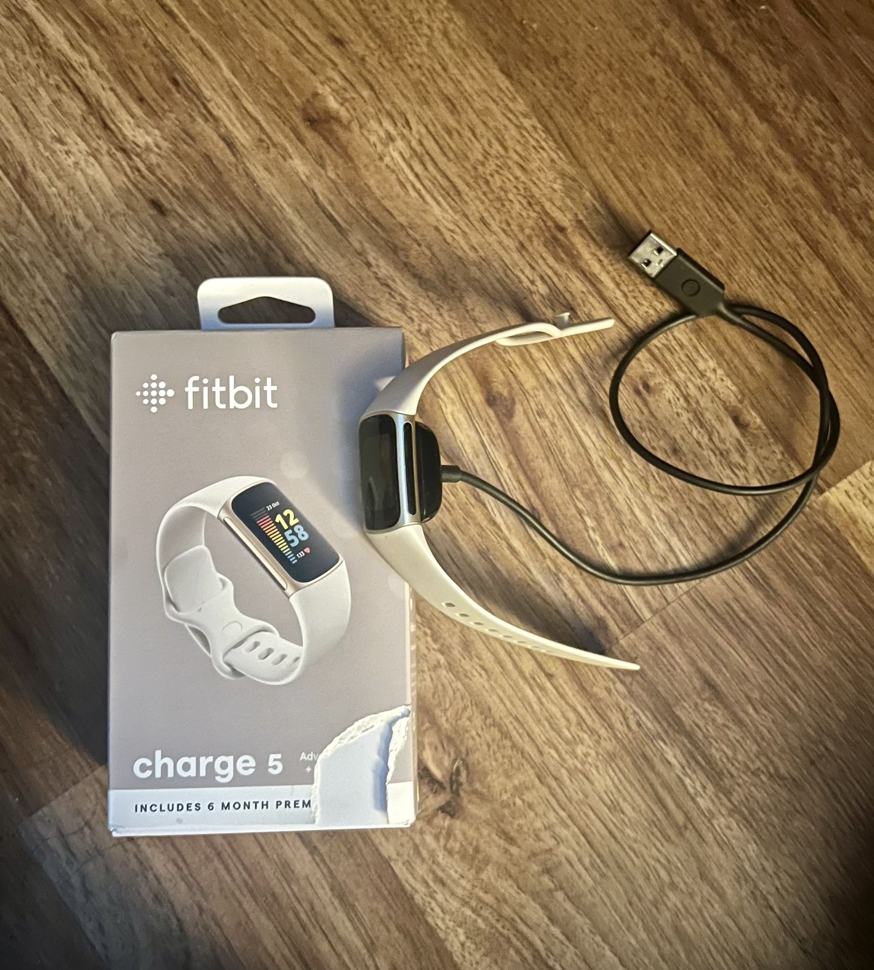 Fitbit Charge 5