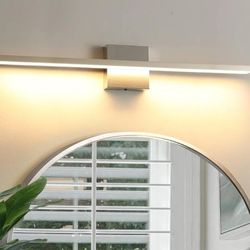 Lonrukat 32in LED Modern Bathroom Vanity Light Brushed Nickel Dimmable New