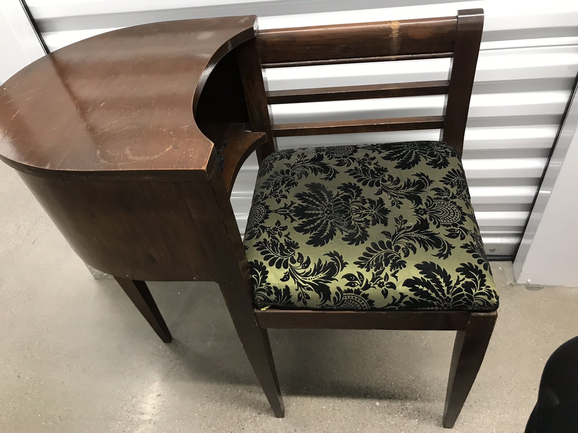 Vintage Gossip Bench (telephone Table)