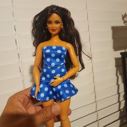 Curvy Barbie 