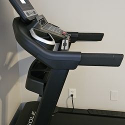 SOLE F63 Folding Treadmill 3.0 HP 12 Mph 15 Levels incline 