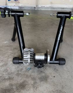 Alpcour indoor bike trainer.
