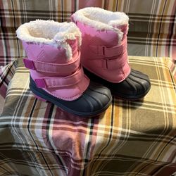 Snow Boots Size/10 Toddler