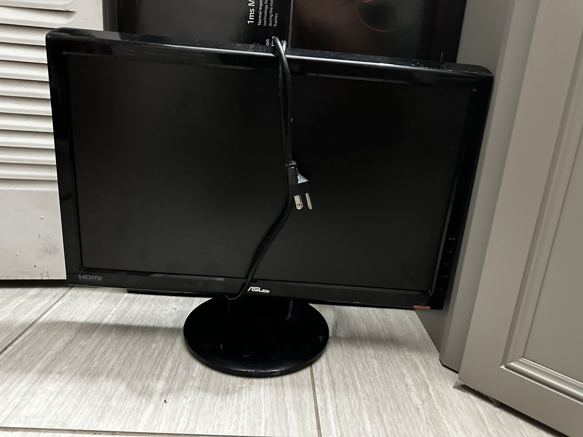 Asus 21.5 Inches 2009 Model 