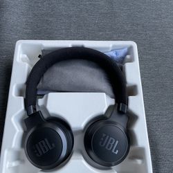 JBL Live 675 NC On Ear Headphones 
