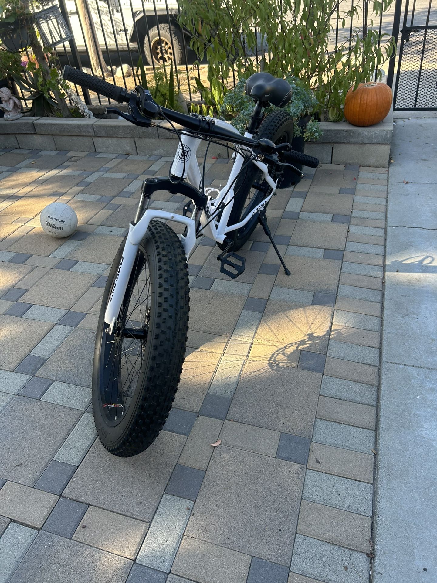 Outroad Mountain Bike