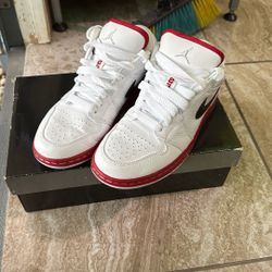 Jordan 1 Low 
