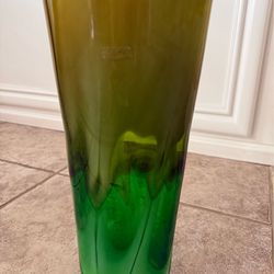 Evolution by Waterford “Peridot Whisper” 13” Glass Vase