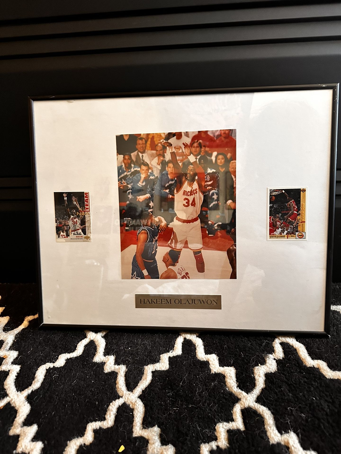 🖼️ Framed Hakeem Olajuwon Houston Rockets Memorabilia – NBA Legend! 🏀