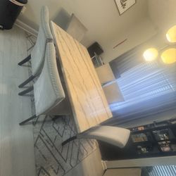 dining Table 6 Chairs Include Carpet 