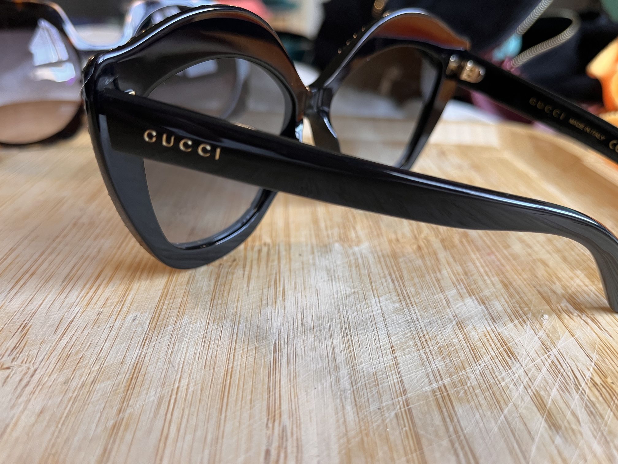 Gucci - GGO118S-001 Model Glasses