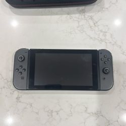 Nintendo Switch (Doesn’t turn on)