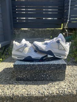 Jordan 4s midnight navy’s