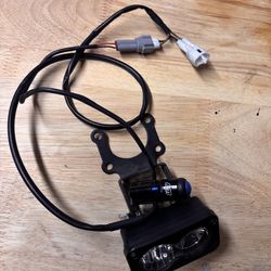 Warp9 Light switch w’ Light