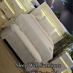 ✨️ King, Cal King, Queen Bed Frame ✨️ Furniture Sectionals, Bedrooms, Dining Avail