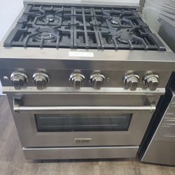 Stove  z line open box new warranty 30 inches  230 volt duel feud warranty open box 1299