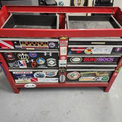 Used CRAFTSMAN workbench FREE. Does Not Have Work Surface
