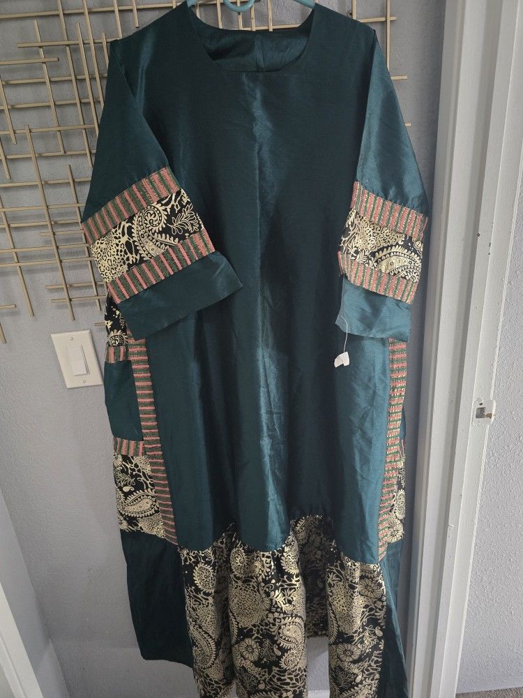 Dress/ Muslim / Eid