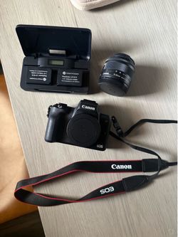 Canon M50