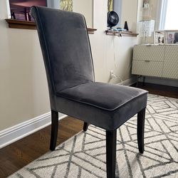 7 Beautiful Dining Chairs $50 each