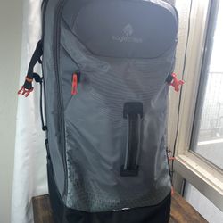 Eagle Creek Expanse Convertible Backpack International Carry-On Gray 30L  