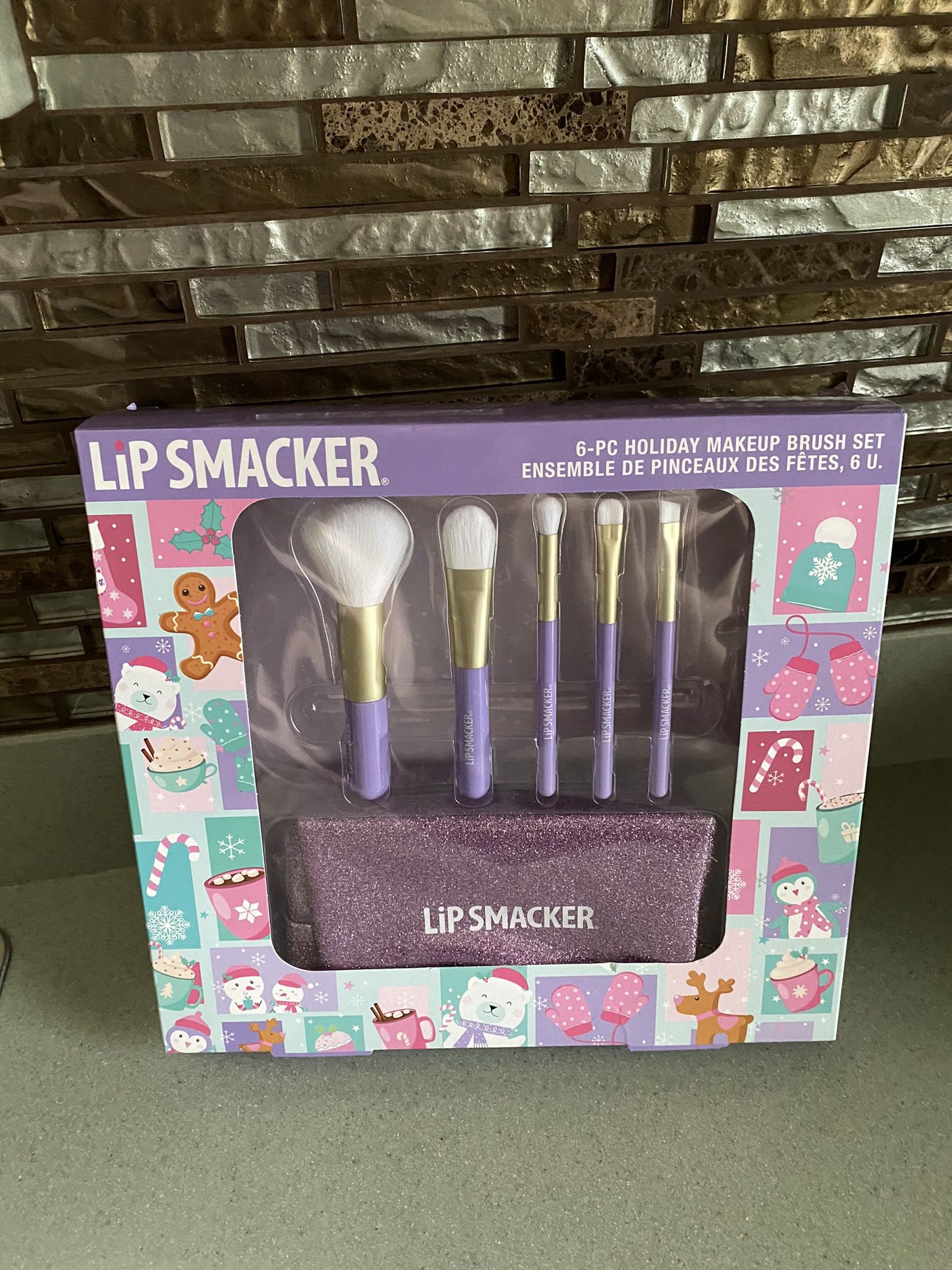BRAND NEW LIP SMACKER 6 PIECE MAKEUP BRUSH SET 