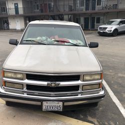 1998 Chevy Tahoe