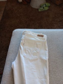 Levi's Capri pants bearly Warn Size 10
