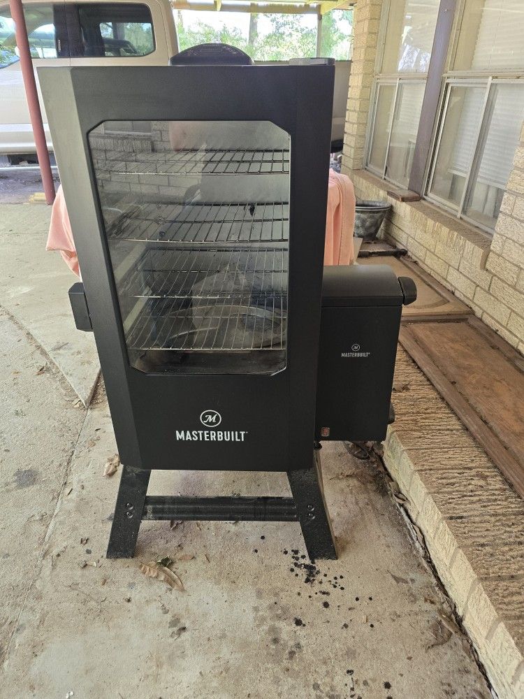 Masterbuilt 30 Inch Digital Electric Smoker