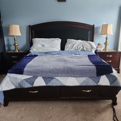 King Bed Set!!
