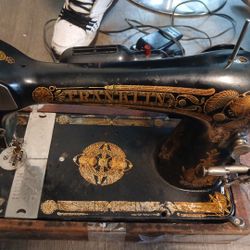 Franklin Vintage Sew Machine