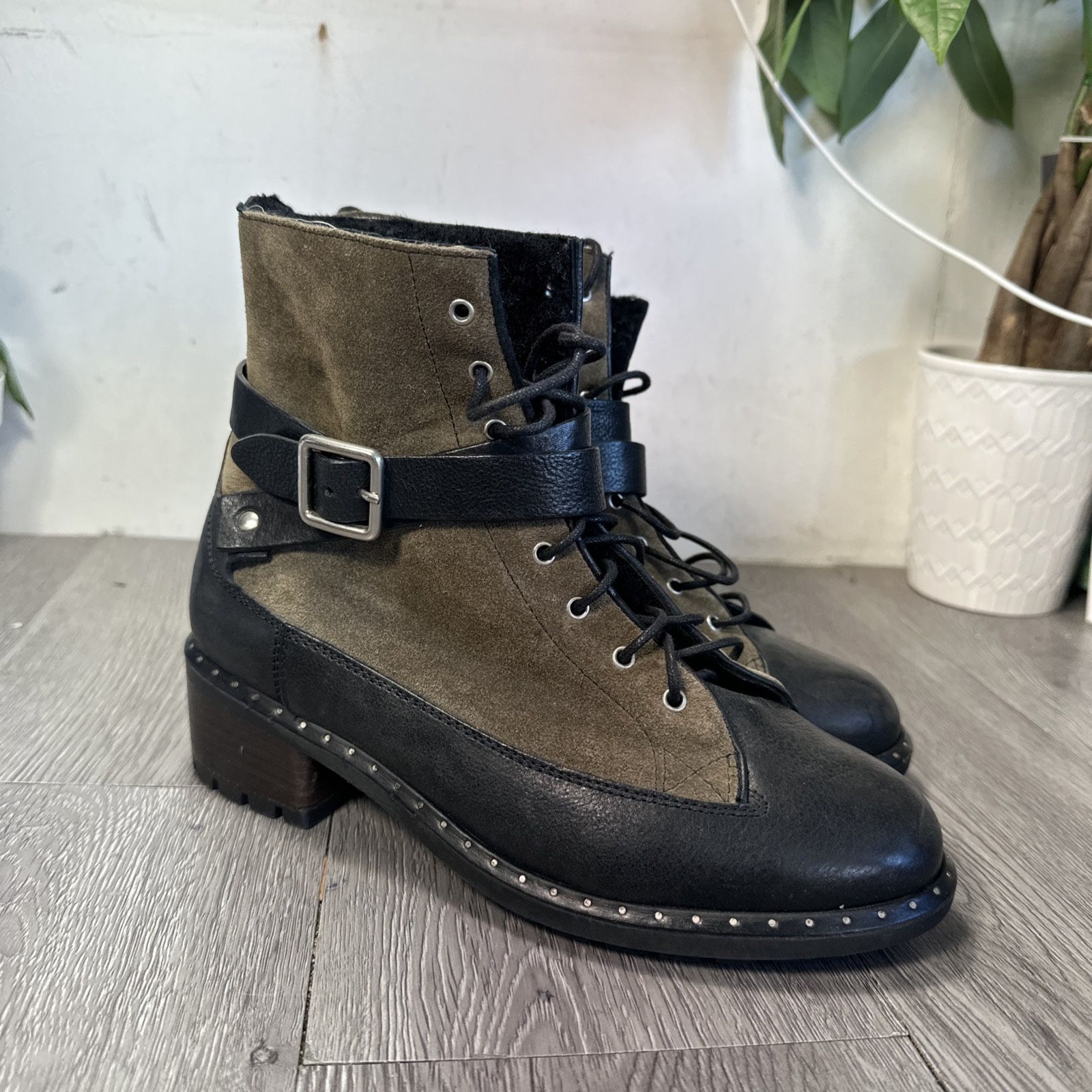 UGG Collection Sassari Suede Leather Shearling Heeled Combat Hiking Boots Sz 8