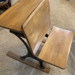 Antique School Desks/chairs