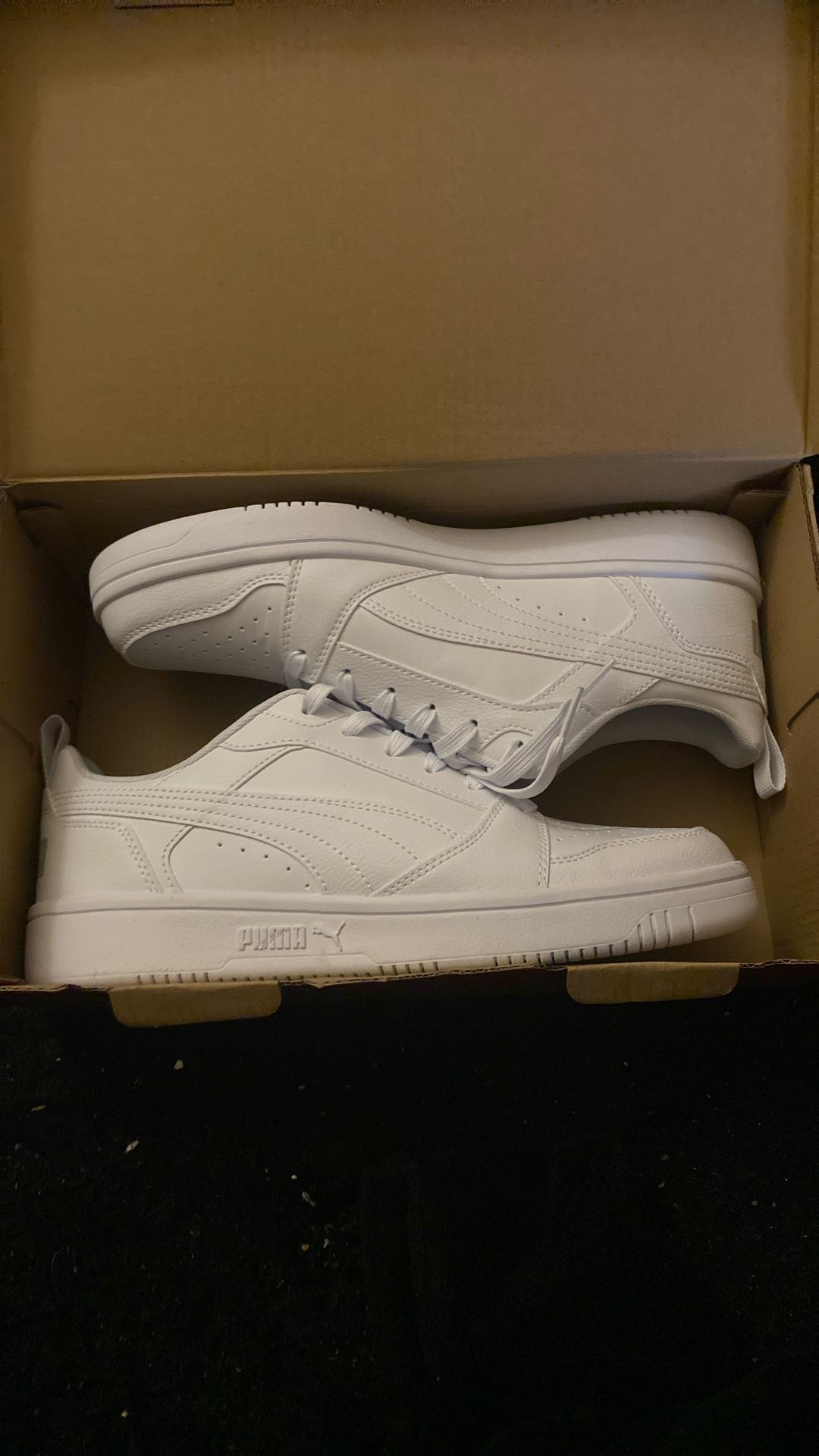 Puma Sneakers