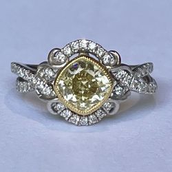 Parade Lyria Ring & Band Set.