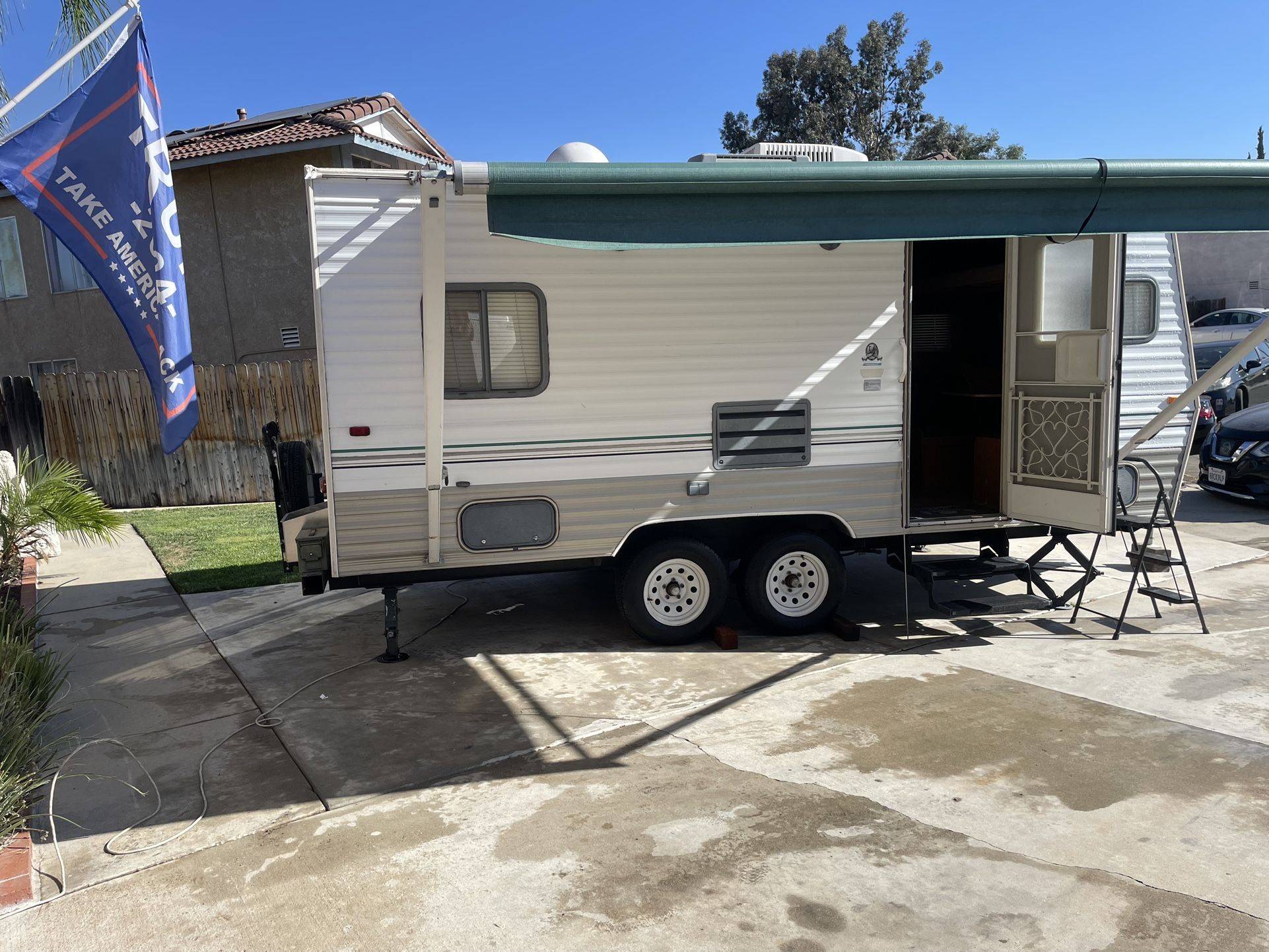 2006 Camper