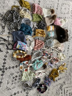 40+ piece baby girl accessory lot- headbands, turbans, hats, brand new tights etc