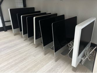 Lot of 8 older working iMacs