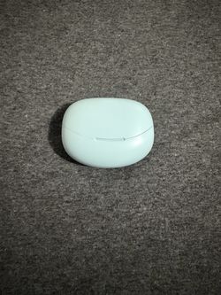 Wireless earbuds