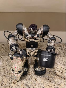 Rare Chrome WowWee Robosapien V1 Robot BUNDLE - Matching Remote & Pick-Up Cup