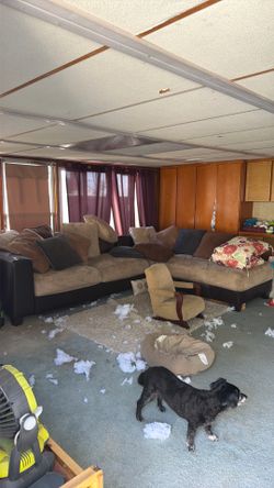 Sectional couch