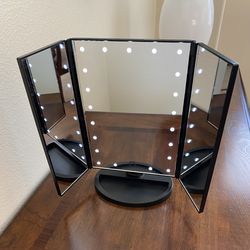 EASEHOLD LIGHT UP MAKEUP MIRROR
