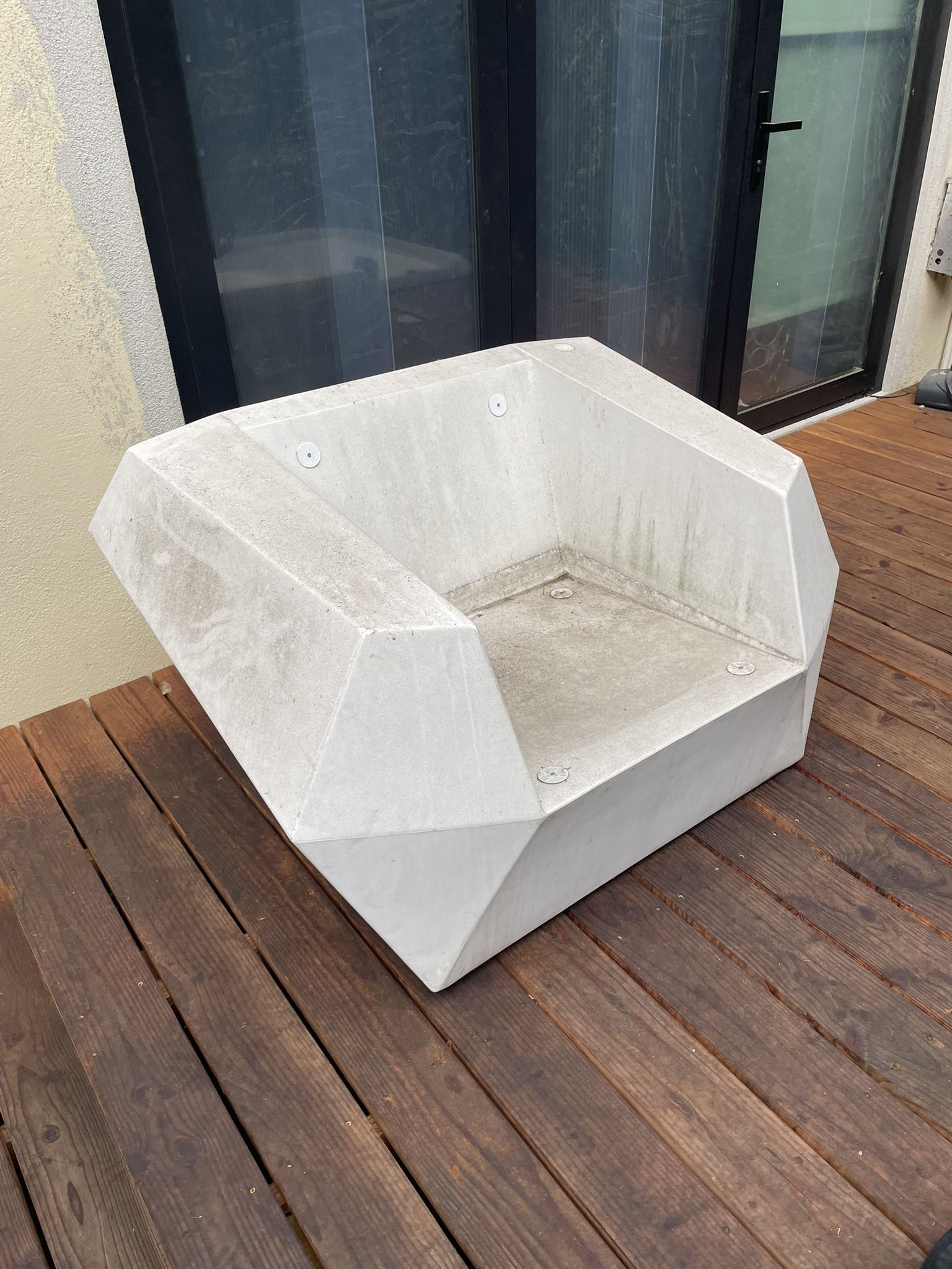 VONDOM BAZ 1 SEATER OUTDOOR WHITE LOUNGE CHAIRS