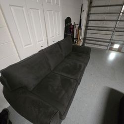 RTG Cindy Crawford Sofa Bellingham