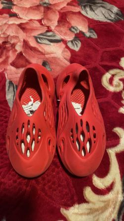 Adidas Yeezy Foam Runner Size 5