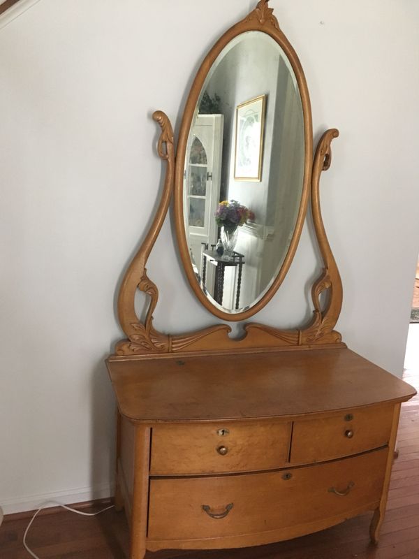 Antique Tiger Maple Dresser Turn Of Last Century For Sale In