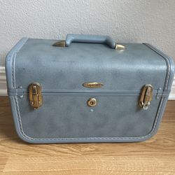 Vintage Train Case