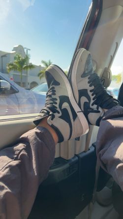 Nike jordan 1s grey