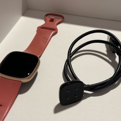Fitness Upgrade Alert: Versa 4 Fitbit Watch with Free Charger!