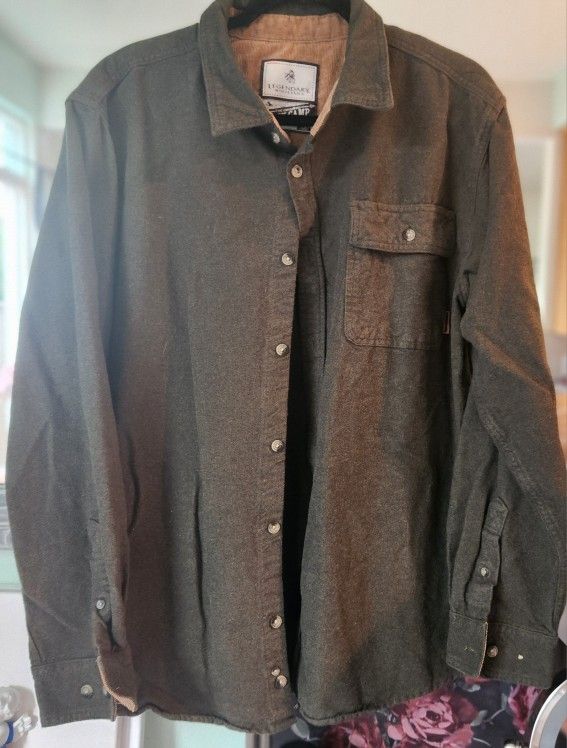 Men's Legendary Whitetails Buck Camp Flannel - size XL